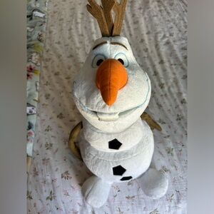 Disney Frozen Olaf disney store plush
